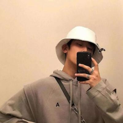 2019時尚超酷男生微信有哪些？新時尚超酷男生微信頭像大全