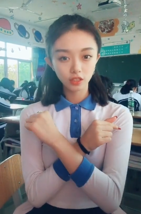 抖音佛系少女手勢舞蹈怎么拍？佛系少女手勢舞教學(xué)一覽