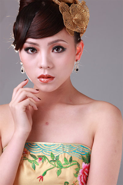 用PhotoShop把人物照片合成手繪水墨風(fēng)格畫(huà)實(shí)例教程